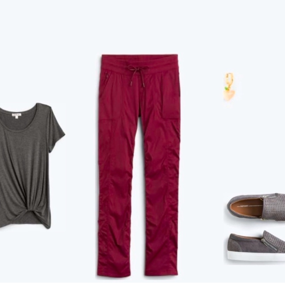 NWT North face burgundy capris